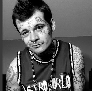 Meet your Posher, Christopher